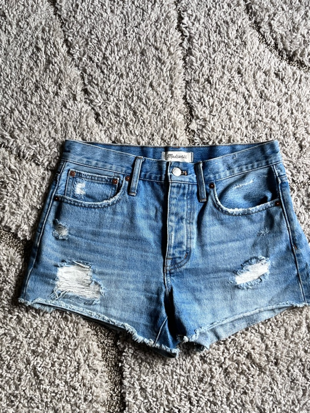 Madewell blue denim shorts Size 25